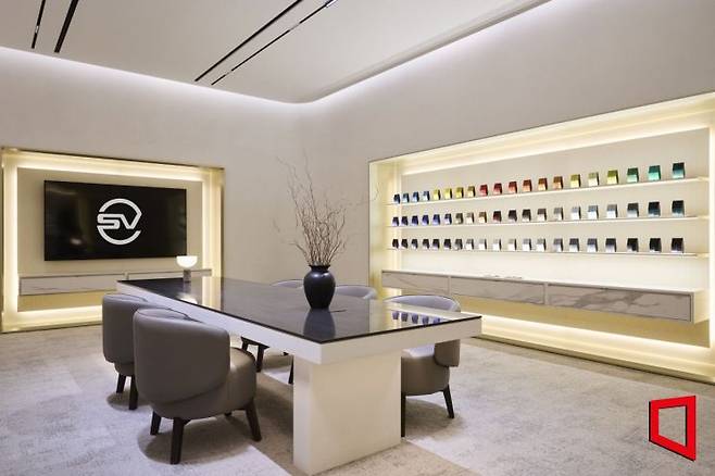 천일오토모빌 강남 전시장 SV 비스포크 스튜디오. JLR코리아