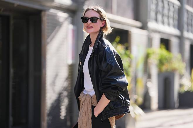 단발 스타일링 l 게티 이미지