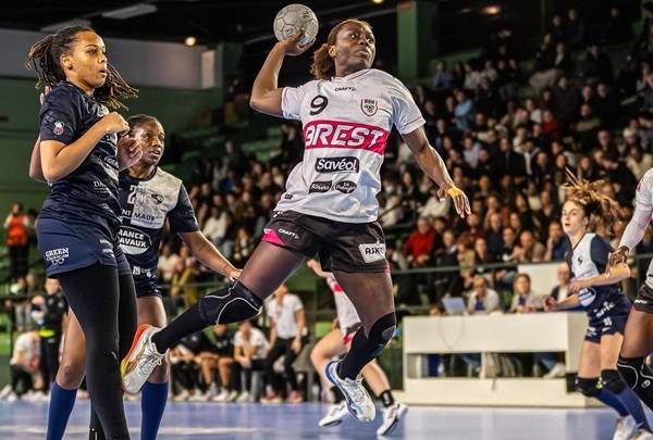 사진 2025/26 프랑스 여자 핸드볼 리그 브레스트 브르타뉴와 스텔라 생모르 경기 모습, 사진 출처=브레스트 브르타뉴