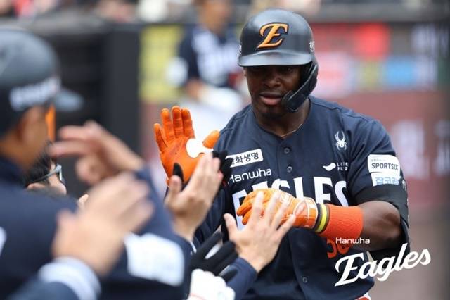 페라자는 3일 두산전에서 맹타를 휘둘렀다. 사진=한화 제공