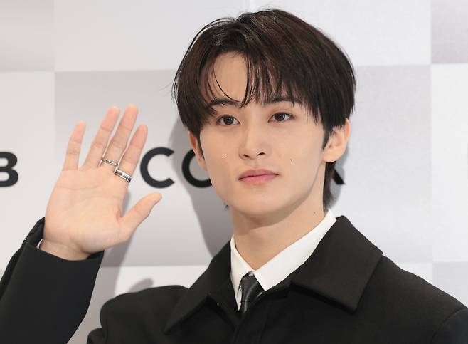 NCT 멤버 마크가 SM엔터테인먼트와 10년 동행을 마무리하면서 팀에서도 탈퇴한다. /사진=뉴스1