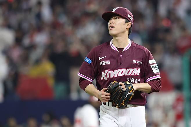 2021년 이후 5년만에 1군 마운드에 오른 배동현은 1일 SSG전서 데뷔 첫 선발승을 따내며 키움의 희망으로 떠올랐다. 사진제공ㅣ키움 히어로즈