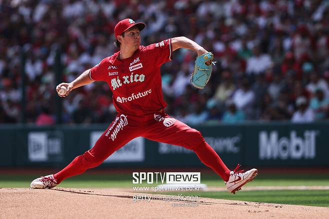 ▲ 요코하마 DeNA 베이스타스에서 뛴 후 멕시코리그에 잠깐 몸 담았던 트래버 바우어