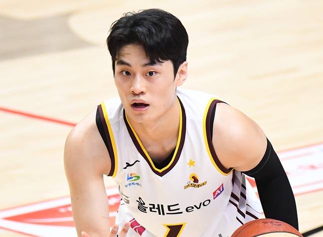 3점슛만 4개를 성공시킨 유기상. /사진=KBL