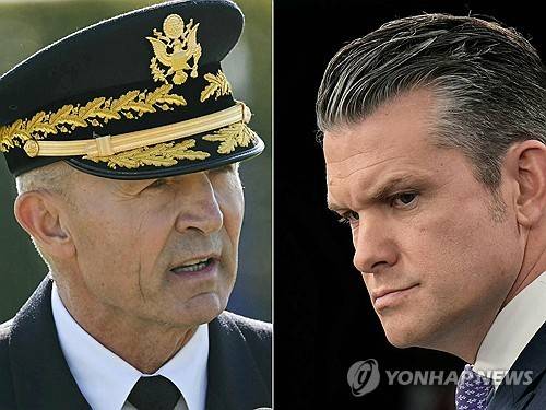 랜디 조지 미국 육군참모총장과 피트 헤그세스 국방부 장관 (AFP=연합뉴스 자료사진) 2025년 9월 19일 워싱턴DC에서 촬영된 랜디 조지(왼쪽) 미국 육군참모총장의 모습과 2026년 3월 31일 워싱턴DC에서 촬영된 피트 헤그세스(오른쪽) 미국 국방부 장관의 모습을 나란히 배치한 결합사진.  (Photo by Jim WATSON and Oliver Contreras / AFP) 2026.4.3.