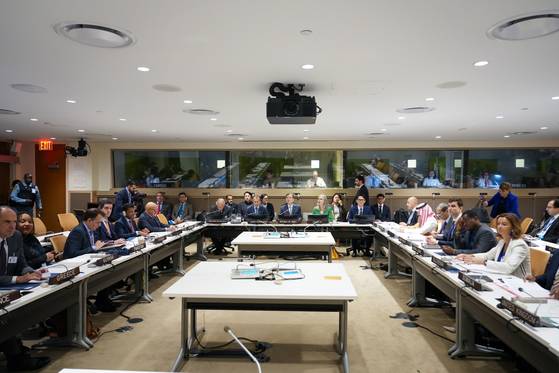 조현 외교부 장관이 지난해 9월25일(현지시간) 미국 뉴욕 뉴엔본부에서 안보리 의장으로서 '유엔 안전보장이사회 ? 아랍연맹 비공식 상호대화'(Informal Interactive Dialogue, IID)를 주재하고 있다. 뉴스1