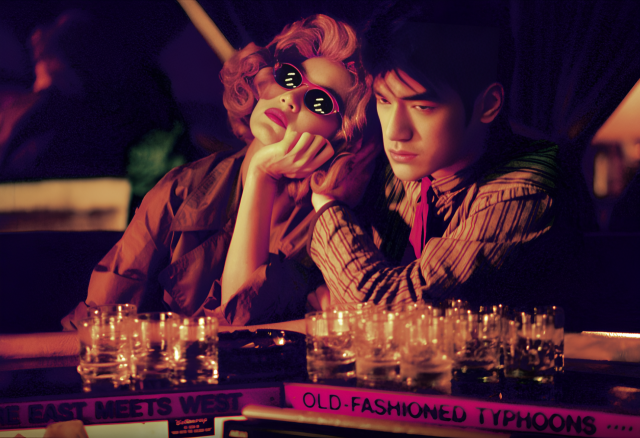 4일 저녁 10시 55분, EBS1 TV '세계의 명화'를 통해 1990년대 홍콩 영화의 정점이자 스타일의 혁명이라 불리는 왕가위 감독의 명품 '중경삼림'(Chungking Express, 1994)이 안방극장을 찾아간다./영화 '중경삼림' 스틸컷