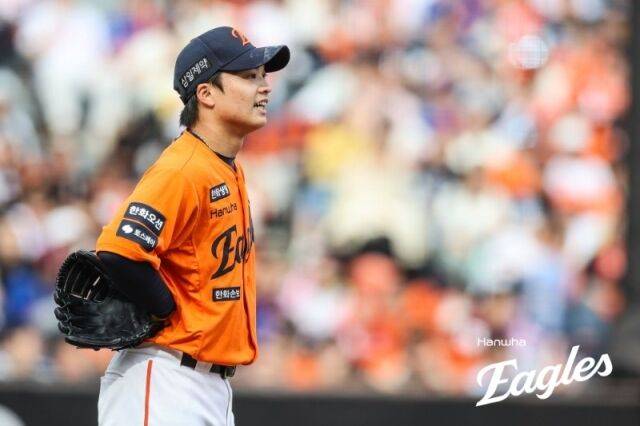 선발 등판하는 왕옌청./한화 이글스