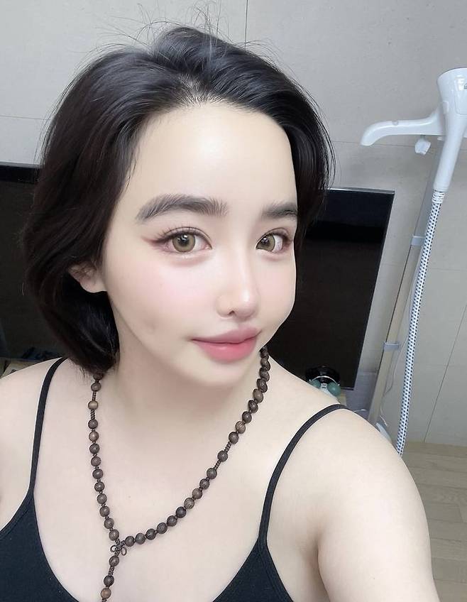 [서울=뉴시스] 박봄. (사진 = 인스타그램 캡처) 2026.04.04 photo@newsis.com *재판매 및 DB 금지