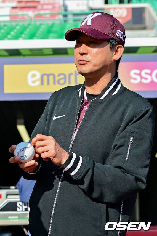 키움 히어로즈 설종진 감독. /OSEN DB