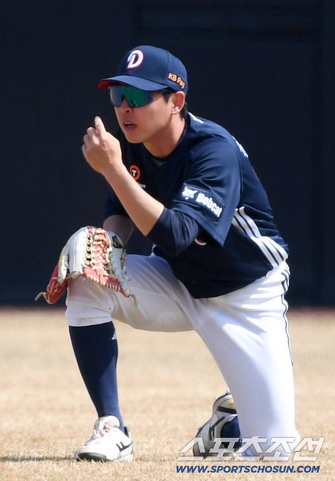17일 대전 한화생명볼파크 열린 한화 이글스와 두산 베어스의 경기. 두산 정수빈이 숨을 고르고 있다. 대전=박재만 기자 pjm@sportschosun.com/2026.03.17/