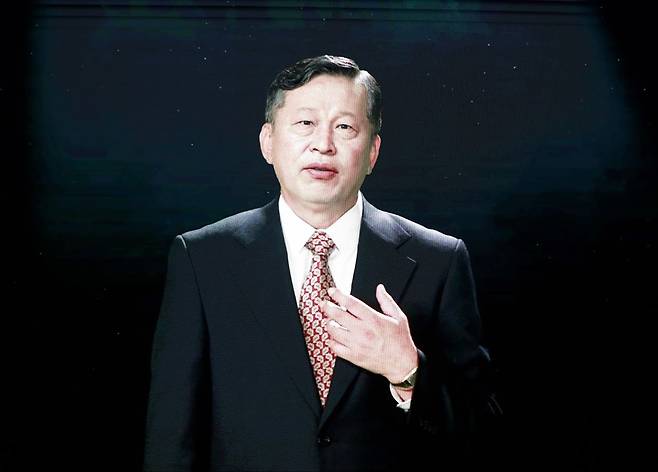 (자료사진) 한국고등교육재단이 인공지능(AI)으로 구현한 고 최종현 SK그룹 선대 회장의 모습. 2024.11.26 SK 제공