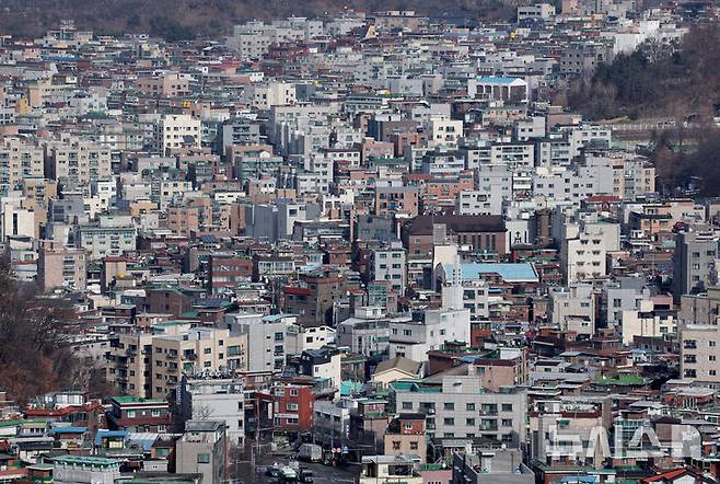 [서울=뉴시스] 김진아 기자 = 사진은 19일 서울 시내의 다세대 및 연립주택가 모습. 2026.01.19. bluesoda@newsis.com