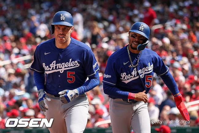 [사진] 프레디 프리먼과 무키 베츠. ⓒGettyimages(무단전재 및 재배포 금지)