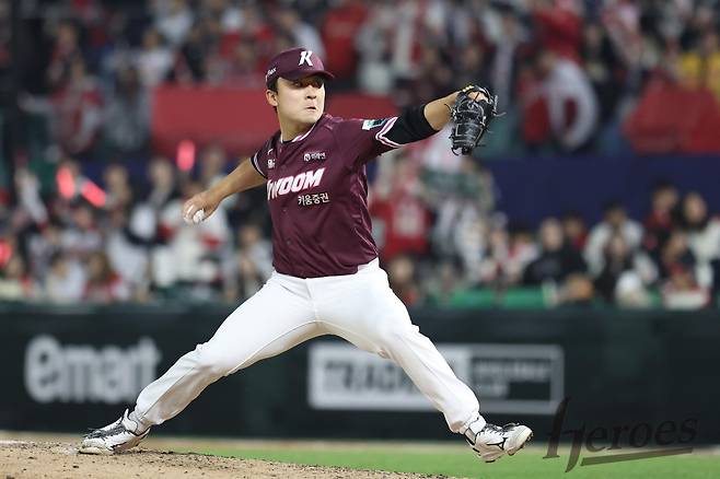 키움 박윤성은 5일 고척 LG전을 앞두고 오른쪽 어깨에 불편함을 호소하며 1군 엔트리서 제외됐다. 사진제공|키움 히어로즈