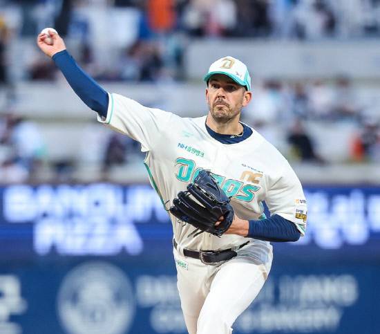 7일 창원NC파크에서 열리는 LG 트윈스와 주중 첫 경기에 선발 등판하는 드류 버하겐의 투구 모습. 사진=NC 다이노스