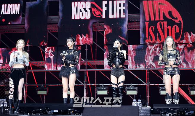 [포토]키스오브라이프, 컴백 인사