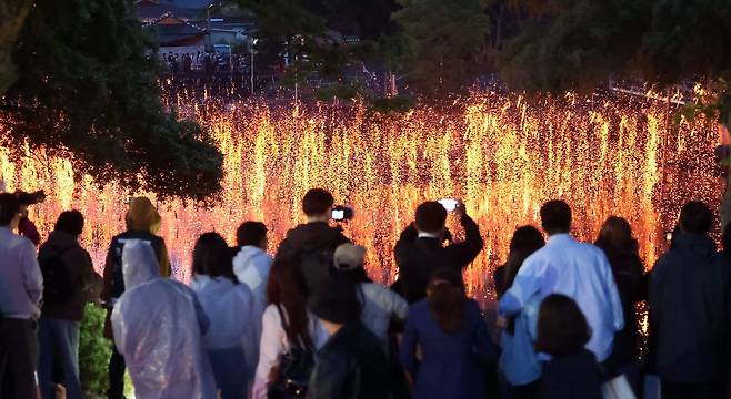 2025년 함안낙화놀이. 연합뉴스