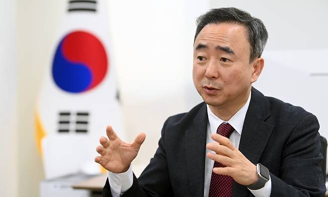 ▲ 임문영 국가AI전략위원회 상근부위원장이 본지와의 인터뷰에서 의료 AI 도입 등에 대해 이야기 하고 있다. 방도겸 기자