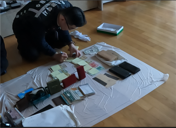 인천시 오메가(Ω) 추적 징수반이 압류한 물품. [인천시]