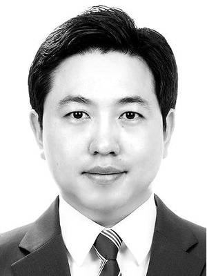 문지웅 경제부 차장