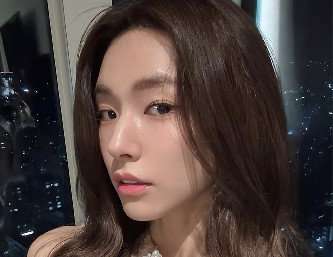 넷플릭스 오리지널 ‘월간남친’에 출연한 배우 하영 촬영 모습 [소셜미디어 갈무리]