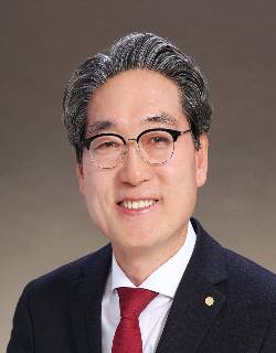 원종하 교수. 김해시 제공