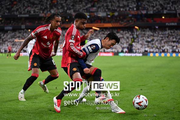 ▲ 손흥민이 한달 동안 발 부상 회복에만 전념한 뒤.. 투혼을 발휘해 뛰었던 유로파리그 결승전