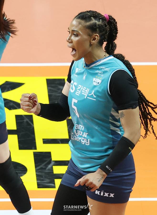 [B하인드★] 실바의 포효 판타지 & 이영택 감독의 눈물 다큐, GS칼텍스 우승의 현장