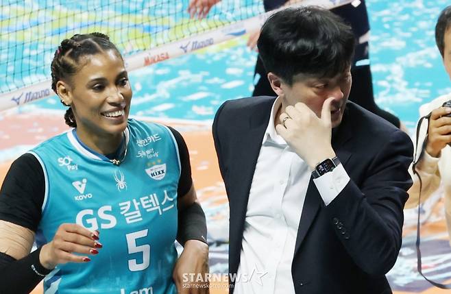 [B하인드★] 실바의 포효 판타지 & 이영택 감독의 눈물 다큐, GS칼텍스 우승의 현장