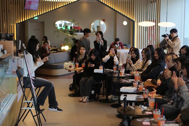 팬 미팅에 나선 피겨 여자싱글 이해인 [디제이매니지먼트 제공. 재판매 및 DB 금지]