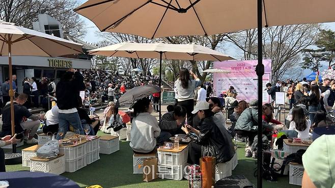 4일 서울 용산구 N 서울타워에서 '2026 남산 와인페어'가 열렸다.(사진=연희진 기자)