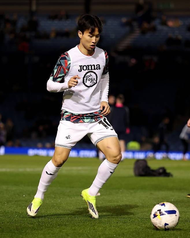 스완지시티 엄지성. 사진 | 스완지시티 구단 SNS