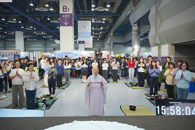 Ven. Jeong Kwan leads a temple cuisine session, introducing traditional Buddhist cooking, at the Seoul International Buddhism Expo. (Seoul International Buddhism Expo 2026)