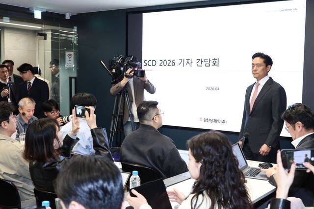전인석 삼천당제약 대표가 6일 서울 서초구 삼천당제약 본사에서 열린 기자간담회에서 발언하고 있다. 연합뉴스