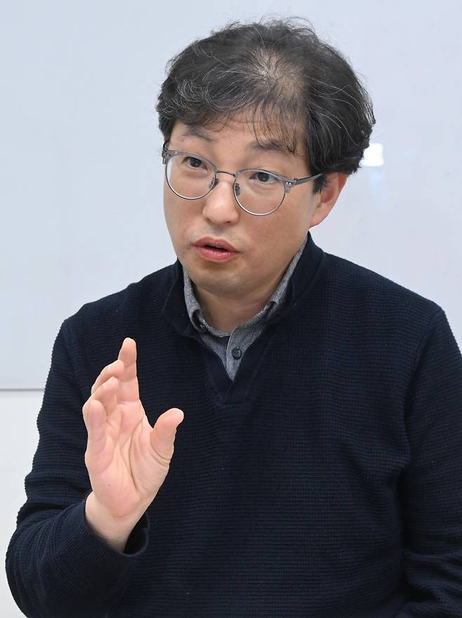 검찰개혁추진단 자문위원인 양홍석 변호사가 7일 서울 서초구 법무법인 이공에서 국민일보와 인터뷰를 하고 있다. 권현구 기자