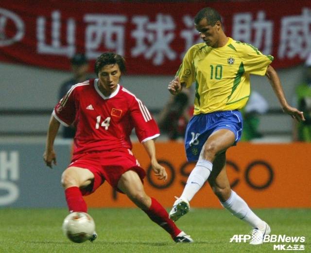 리웨이펑은 한때 중국을 대표하는 수비수로 2002 한일월드컵에 출전하기도 했다. 사진=AFPBBNews=News1