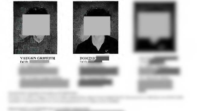 라스베이거스 사립학교에서 동급 남학생을 집단 성폭행한 혐의를 받는 김군(가운데)와 본 그리피스. /사진=KTNV 갈무리