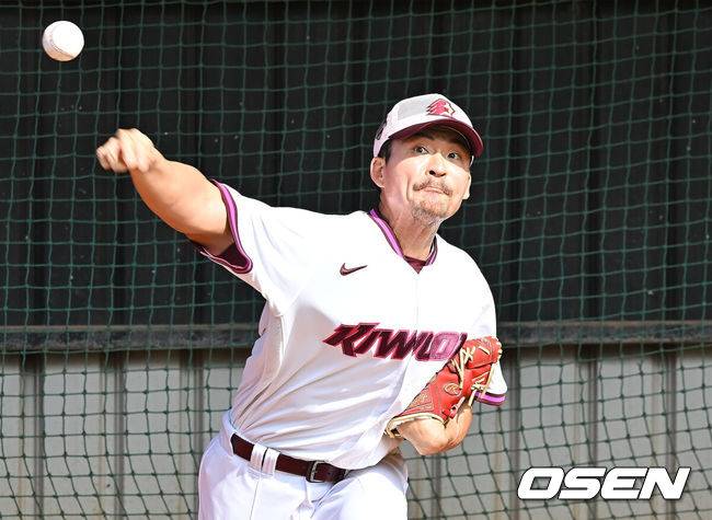 [OSEN=가오슝(대만), 이석우 기자] 키움 히어로즈 원종현 172 2026.02.03 / foto0307@osen.co.kr