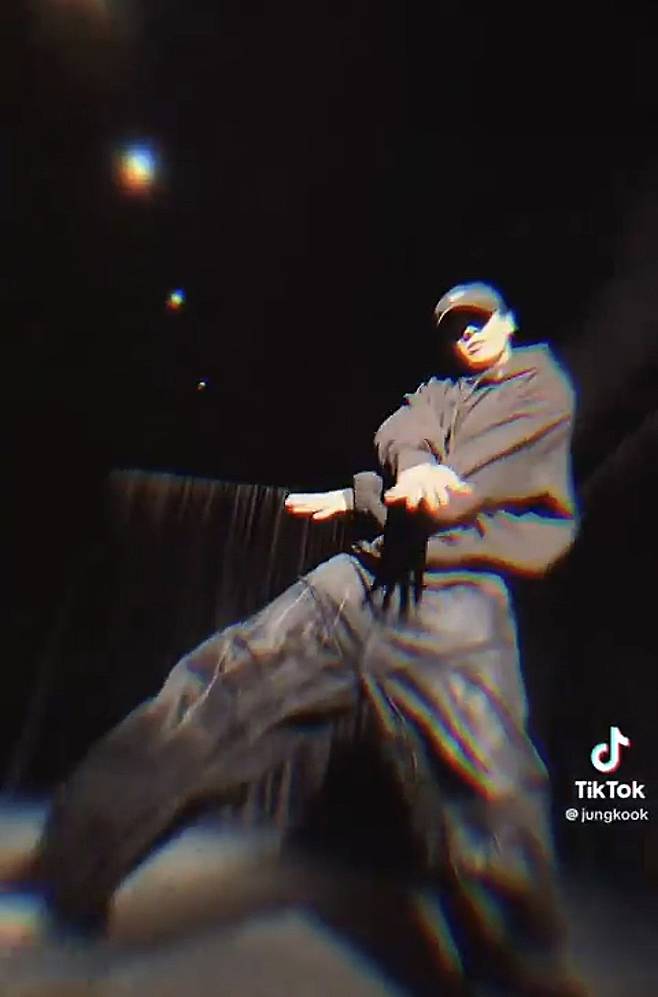 BTS 정국 댄스 챌린지 틱톡 영상 캡처