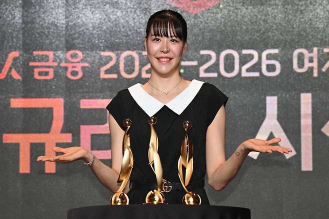 2025~2026 WKBL 시상식 3관왕을 달성한 박지수. /사진=WKBL 제공