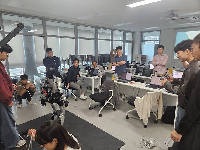 로봇직업혁신센터 교육현장. /KIRO 제공