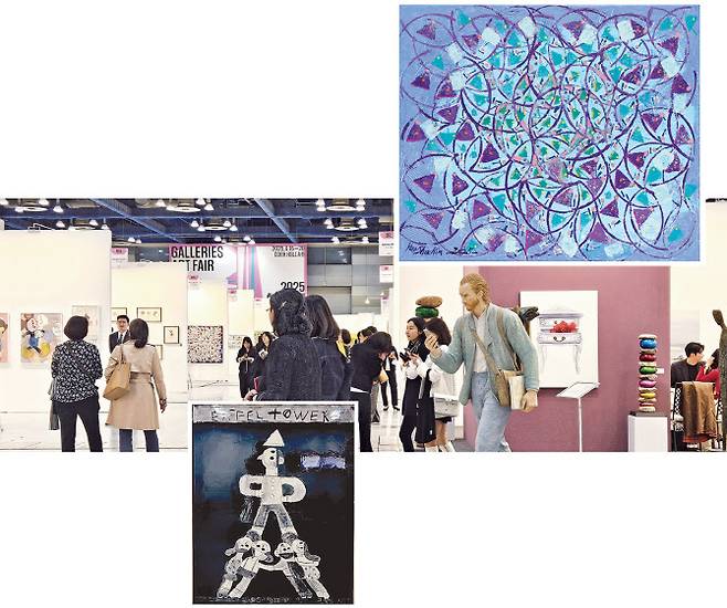 44회째를 맞는 ‘2026 화랑미술제’가 8일 VIP 프리뷰를 시작으로 12일까지 닷새간 서울 강남구 삼성동 코엑스에서 열린다. 올해는 역대 최대인 169개 화랑·갤러리가 참여한다. 국제갤러리가 출품하는 김윤신의 회화 ‘영혼의 빛 2025-49’(2025·위)와 가나아트가 솔로부스로 꾸리는 문형태의 작품 중 ‘에펠탑’(2023·아래). 가운데는 지난해 ‘2025 화랑미술제’ 전경이다(사진=국제갤러리·가나아트·오현주 문화전문기자).