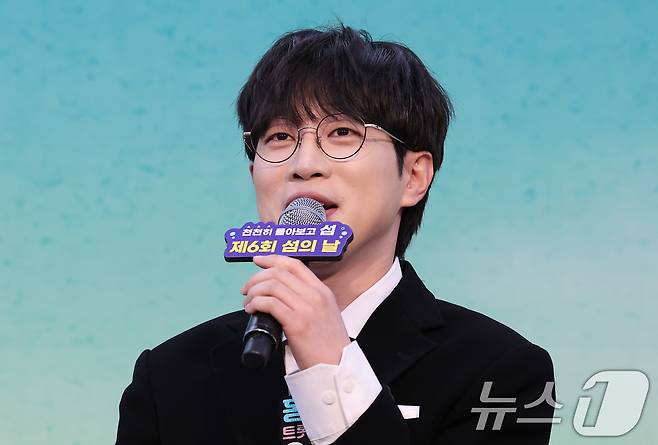 가수 안성훈ⓒ 뉴스1 김성진 기자