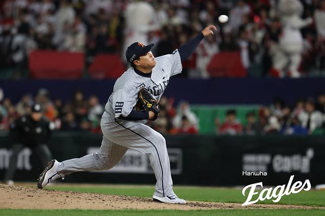 7일 SSG전에서 역투하는 류현진. 한화 제공