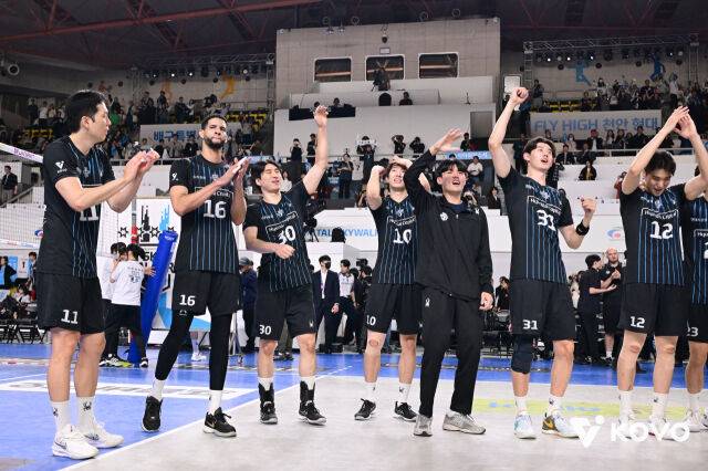 챔피언결정전 4차전을 승리한 현대캐피탈./KOVO