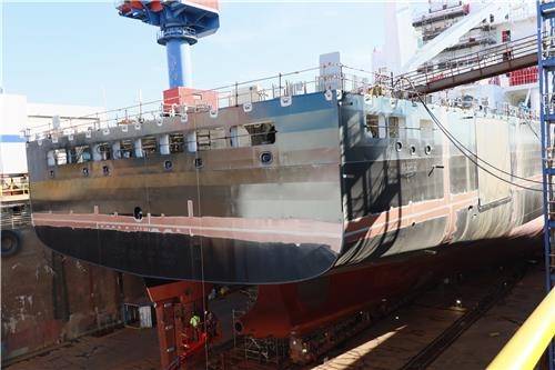 미국 펜실베이니아주 필라델피아의 한화필리조선소의 드라이 독(건조시설)에서 건조 중인 선박의 모습. [연합]