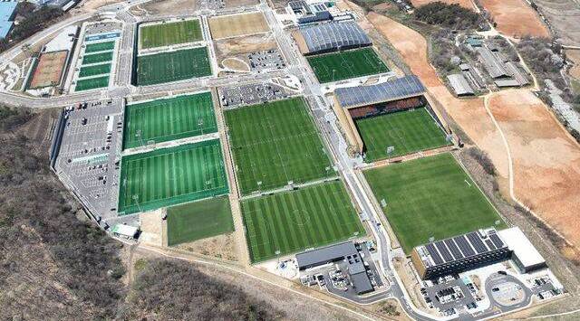 7일 천안에 둥지를 튼 코리아풋볼파크 전경. 소형 경기장 등 총 11개의 축구장과 생활체육시설이 조성돼 있다. ⓒ대한축구협회 제공