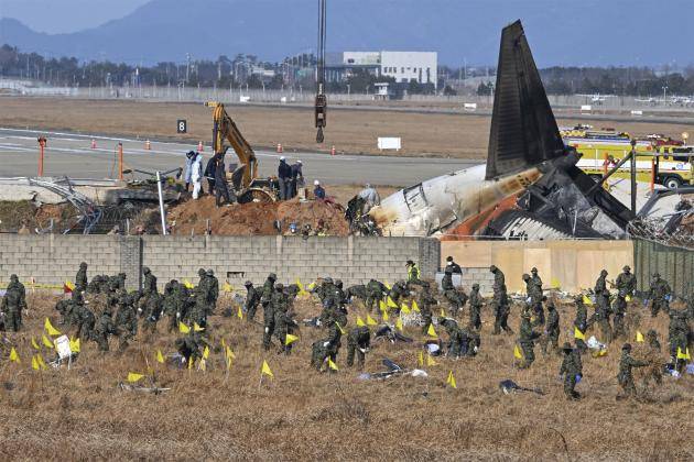 제주항공 참사 당시 수색 작업이 진행되고 있는 모습. <광주일보 DB>