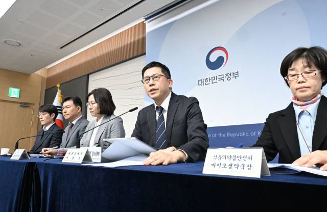강기룡 재정경제부 차관보가 8일 오후 정부세종청사에서
